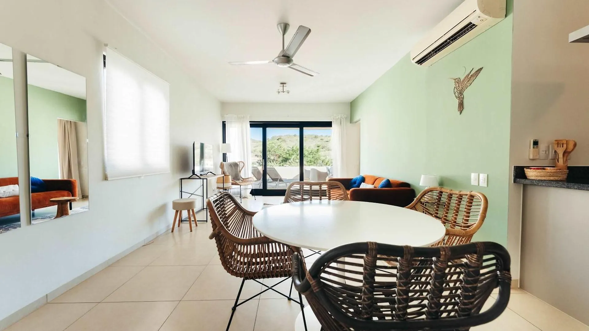 Seabreeze Retreat Stylish Blue Bay Residence Dorp Dorp Sint Michiel 0*,